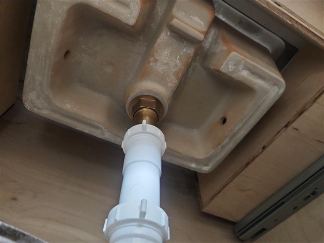 Master bath undermount sink missing clips/braces